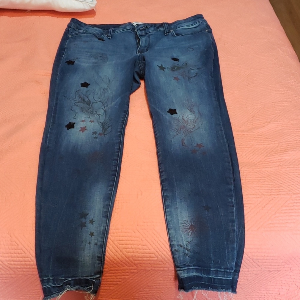 too big the back pocket has a small rip